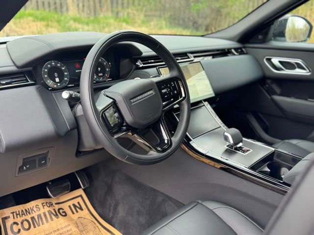 Certified 2026 Land Rover Range Rover Velar Dynamic SE AWD/4WD image 10