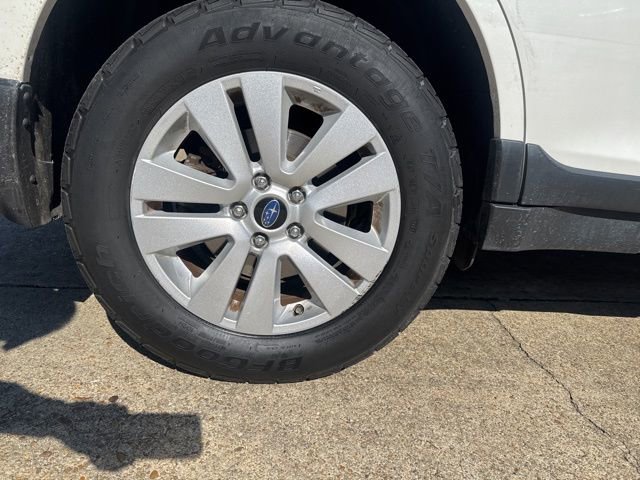 Used 2017 Subaru Outback 2.5i Premium w/ Popular Package #1 AWD/4WD image 30