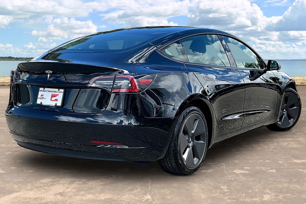 Used 2023 Tesla Model 3 Standard Range RWD image 4