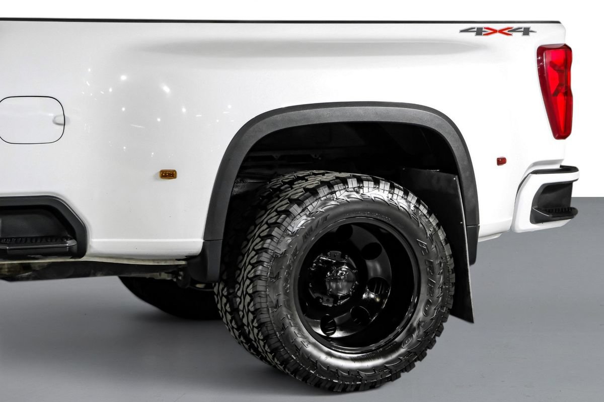 Used 2023 Chevrolet Silverado 3500 LTZ w/ LTZ Convenience Package AWD/4WD image 14
