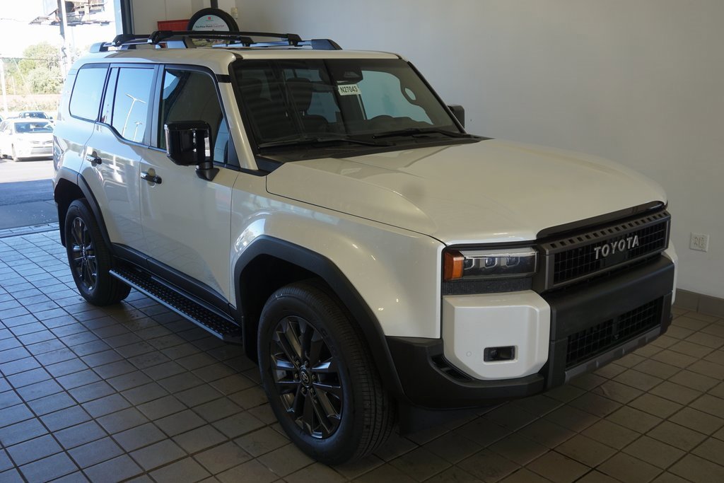 New 2025 Toyota Land Cruiser image 2
