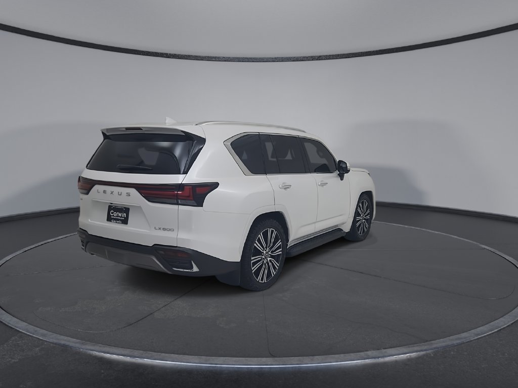 Used 2024 Lexus LX 600 4WD w/ Luxury Package image 15