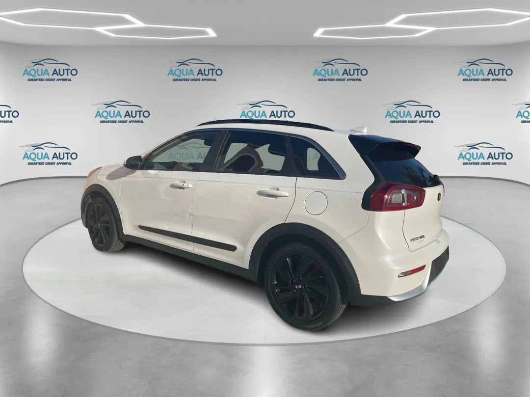 Used 2019 Kia Niro S Touring FWD image 6