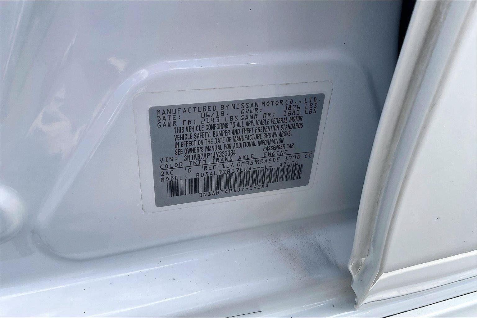 Used 2018 Nissan Sentra SR w/ SR Midnight Edition Package FWD image 33
