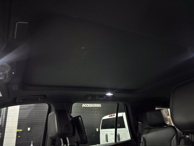 Used 2026 GMC Yukon Denali w/ Advanced Technology Package AWD/4WD image 31