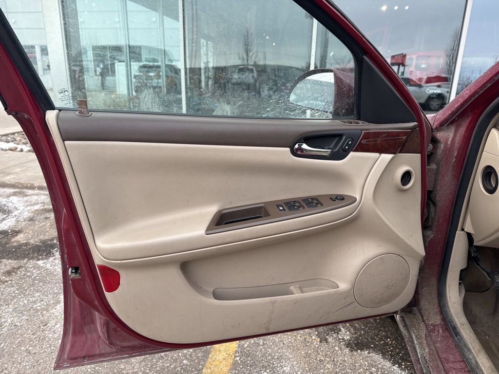 Used 2006 Chevrolet Impala LTZ image 11