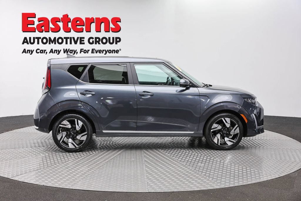 Used 2023 Kia Soul GT-Line FWD image 4