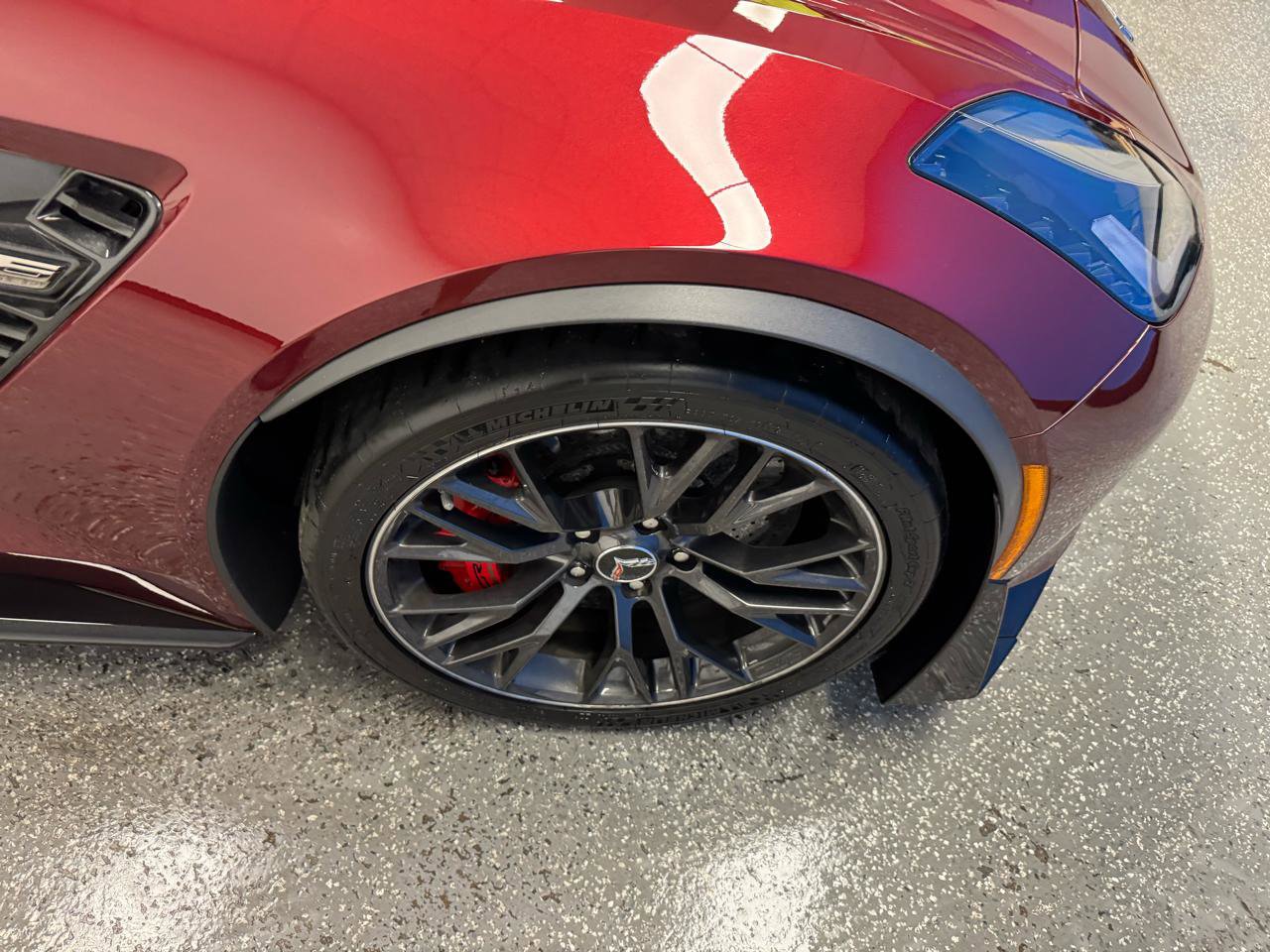 Used 2017 Chevrolet Corvette Z06 w/ Z07 Performance Package RWD image 26