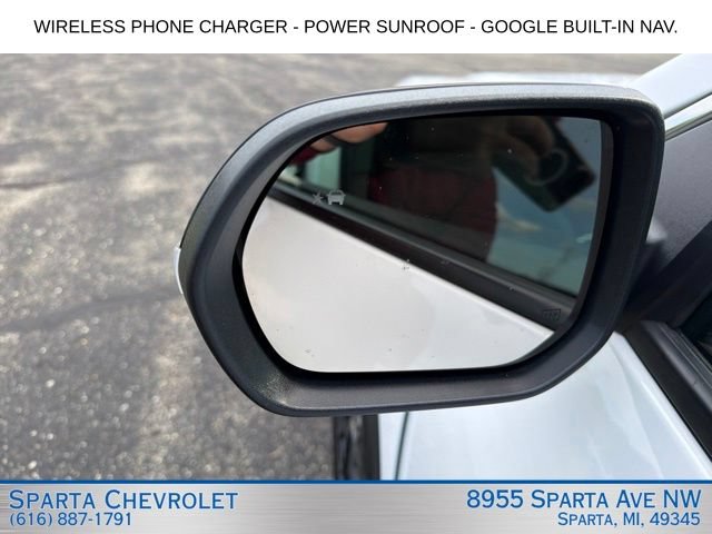 Used 2025 Chevrolet Traverse LT w/ Sun and Wheel Package AWD/4WD image 15