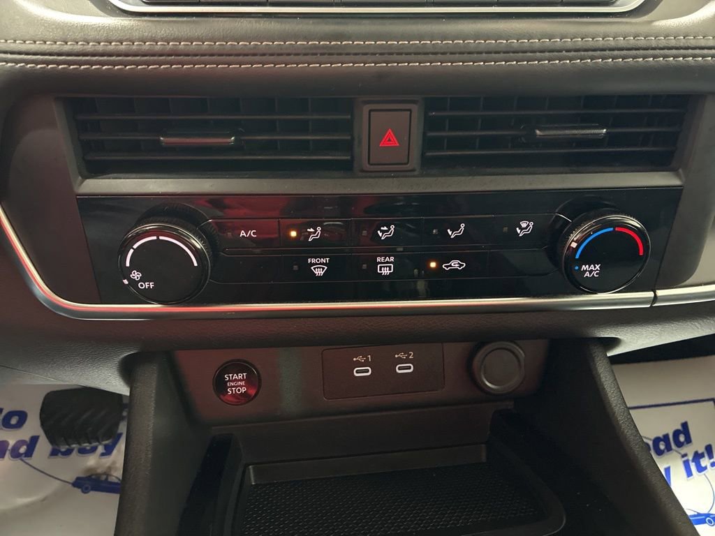 Used 2024 Nissan Rogue S image 18