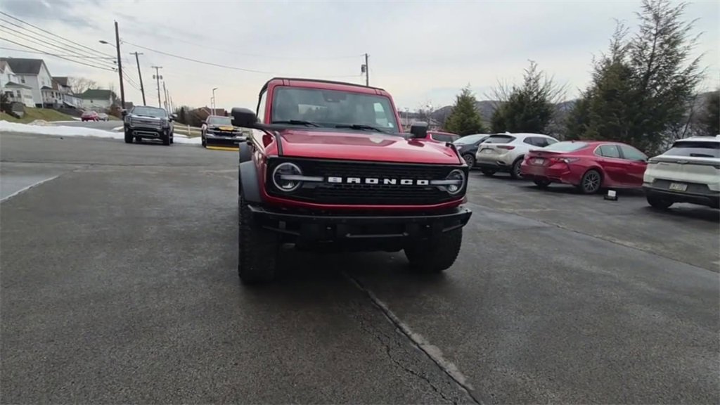 Used 2024 Ford Bronco Wildtrak image 4