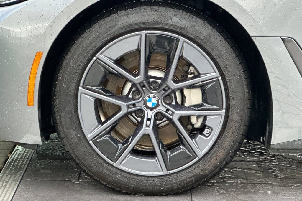 Used 2023 BMW i4 eDrive40 w/ Premium Package image 32