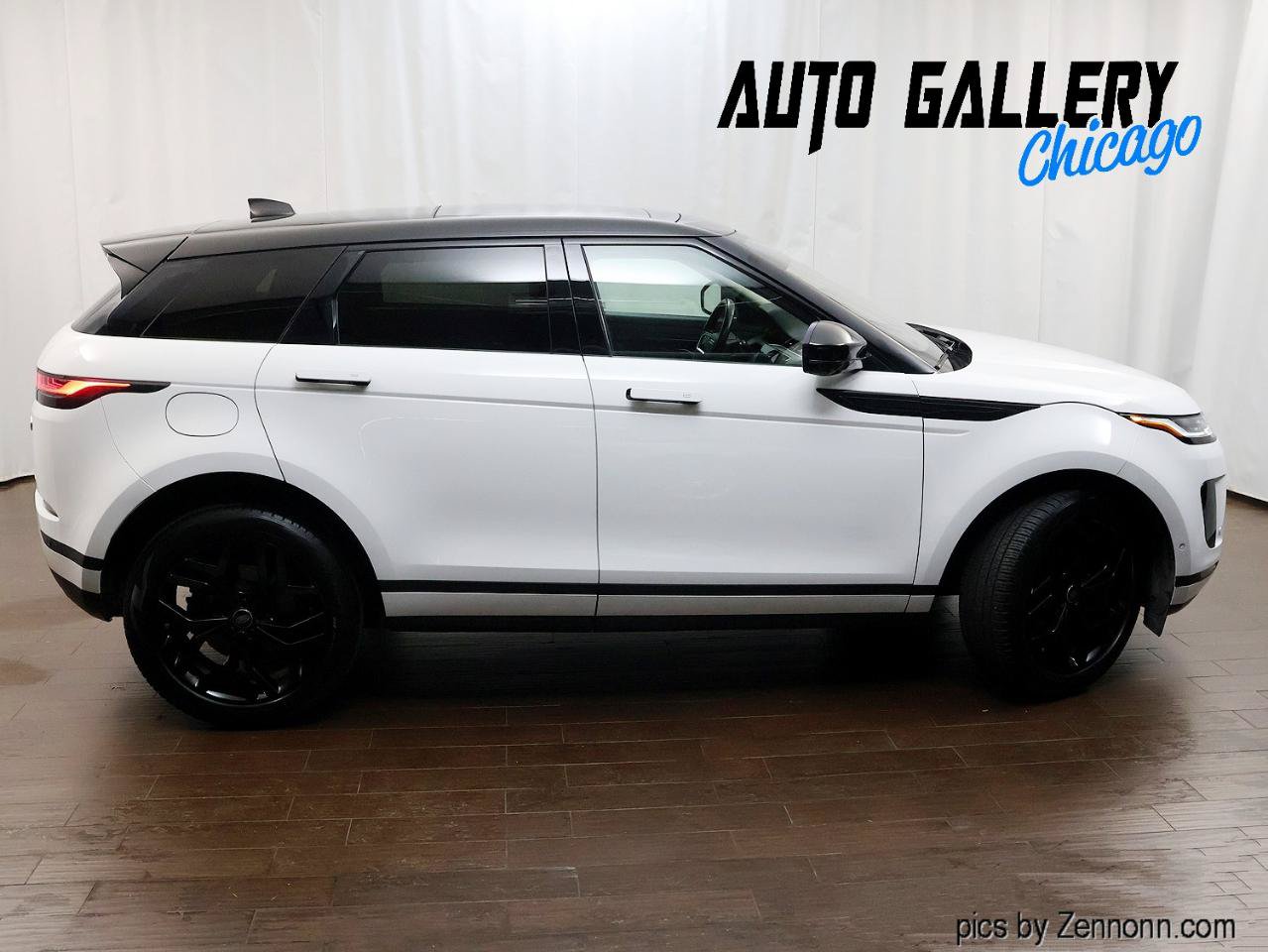 Used 2021 Land Rover Range Rover Evoque SE AWD/4WD image 6
