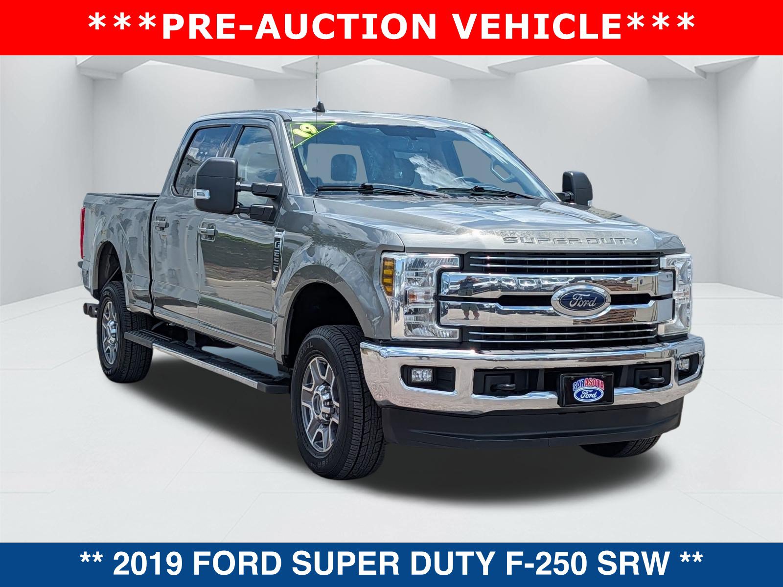 Used 2019 Ford F250 Lariat w/ Lariat Value Package AWD/4WD image 3
