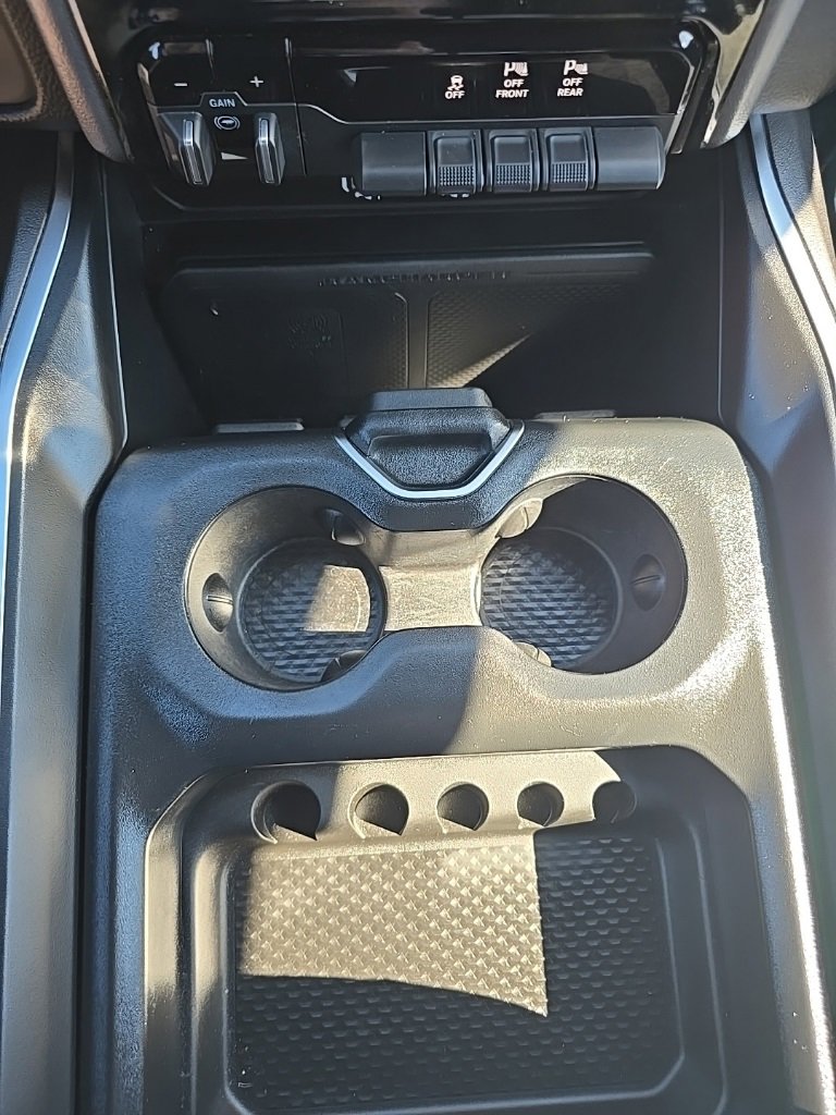 Certified 2025 RAM 1500 Big Horn image 32