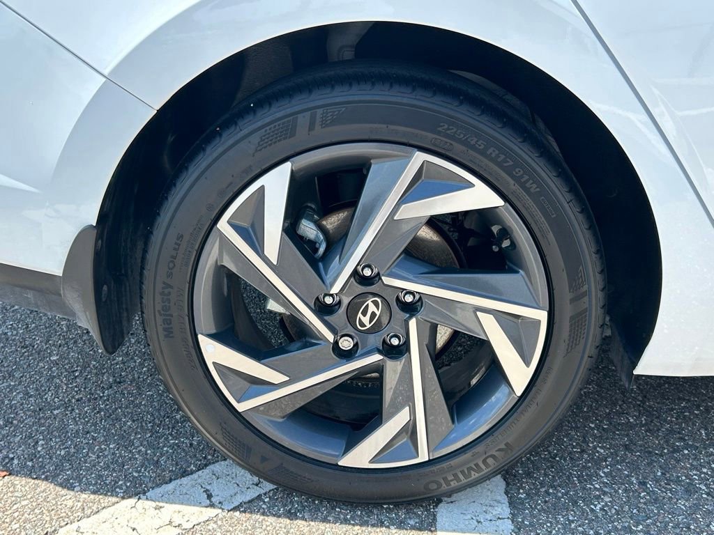Used 2025 Hyundai Elantra Sport FWD image 54