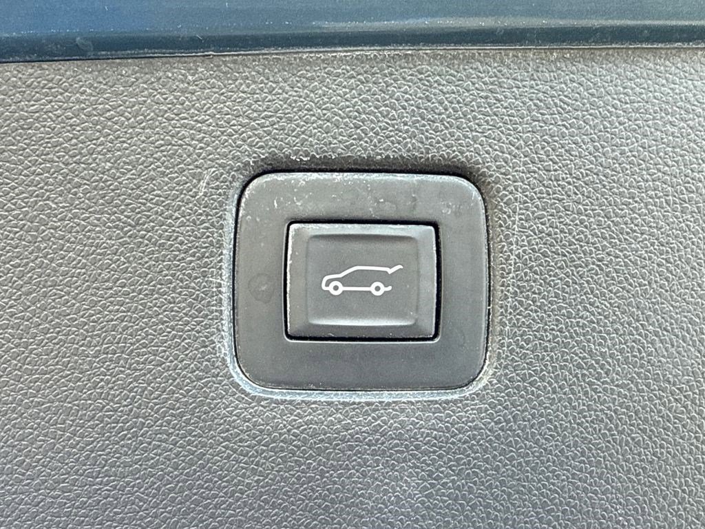 Used 2024 Buick Envista Sport Touring w/ Convenience I Package image 17