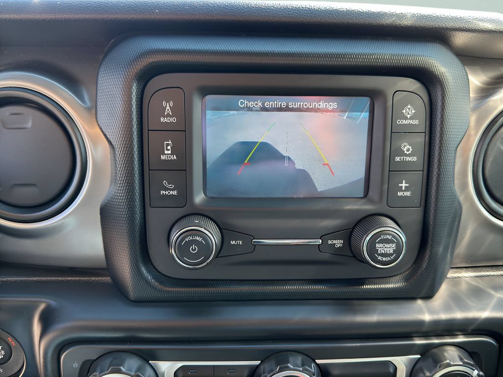 Used 2019 Jeep Wrangler Sport AWD/4WD image 18