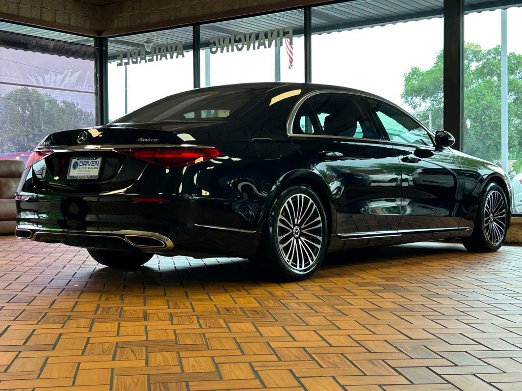 Used 2023 Mercedes-Benz S 580e 4MATIC Sedan w/ Warmth & Comfort Package image 12