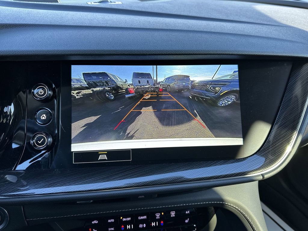 Used 2023 Buick Envision Essence FWD image 17