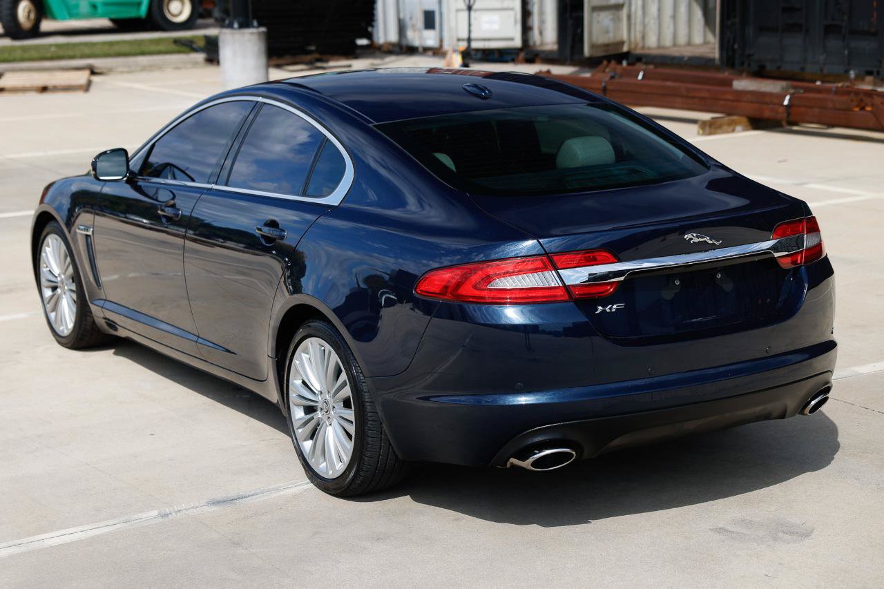 Used 2012 Jaguar XF Portfolio RWD image 5