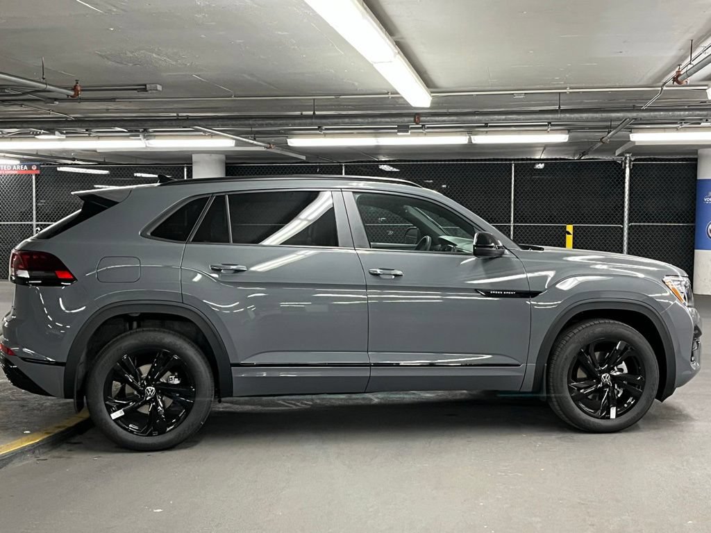New 2026 Volkswagen Atlas Cross Sport SEL R-Line AWD/4WD image 44