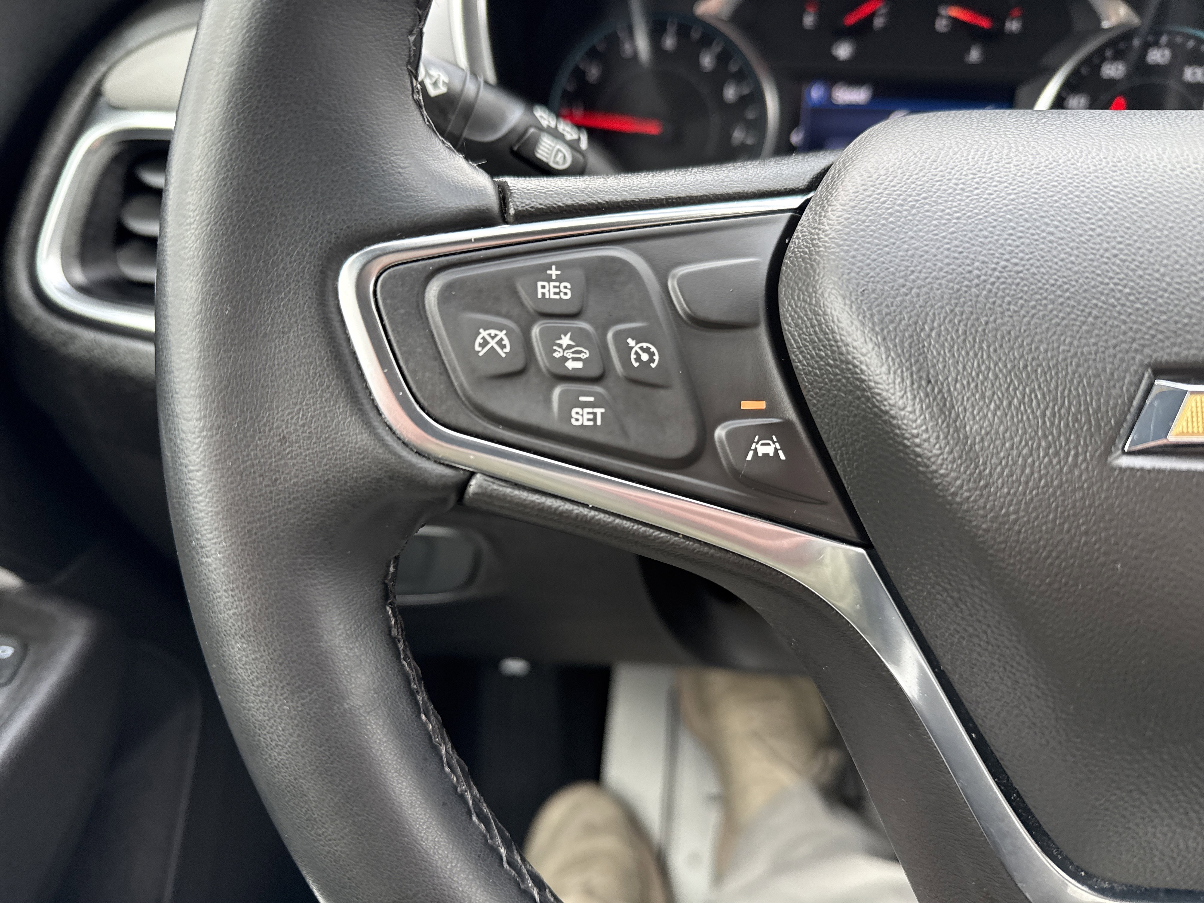 Used 2024 Chevrolet Equinox LT image 19