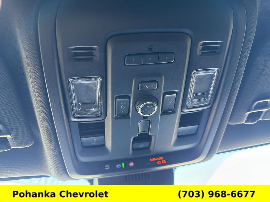 Used 2023 Chevrolet Tahoe Premier AWD/4WD image 17
