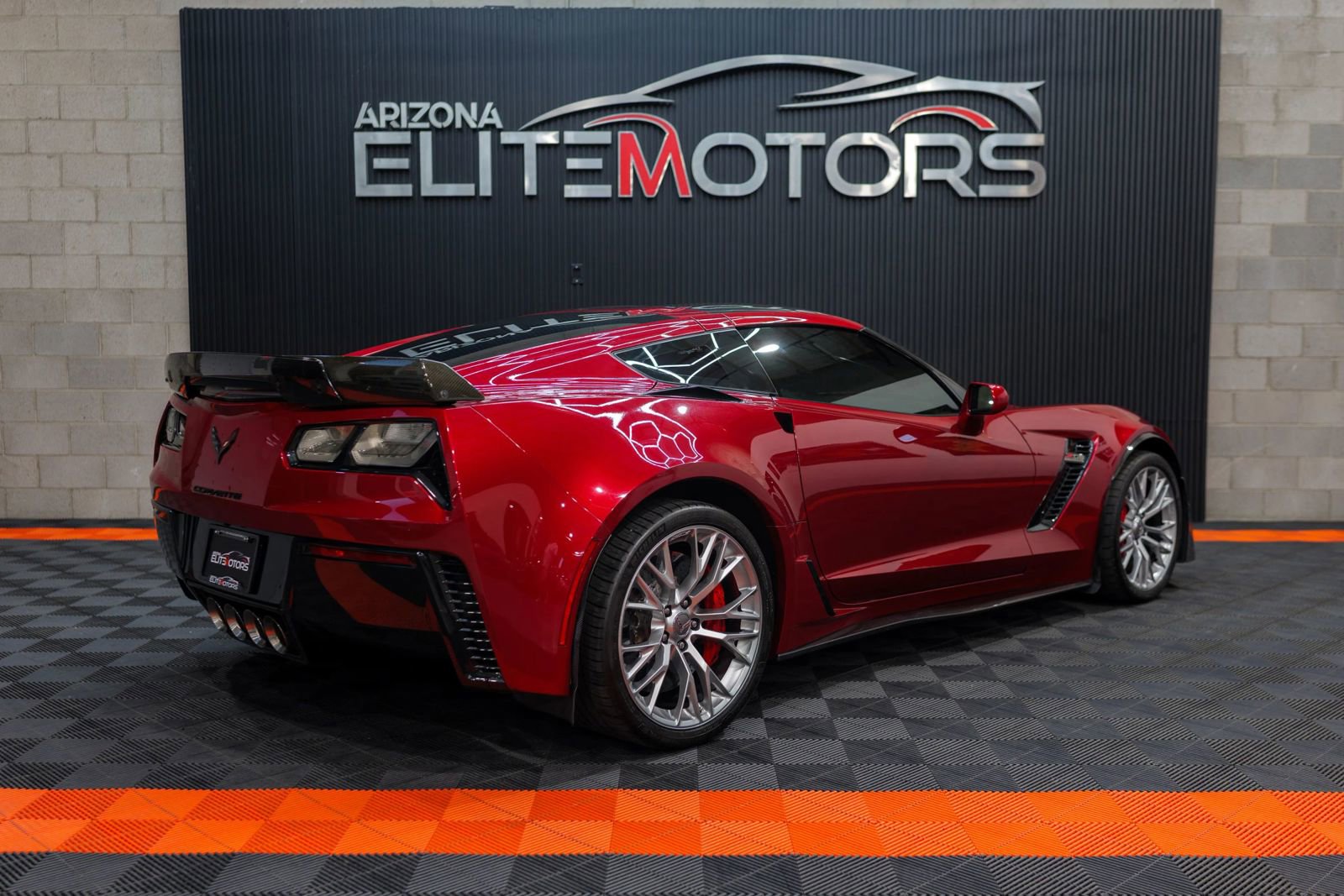 Used 2015 Chevrolet Corvette Z06 w/ 3LZ Preferred Equipment Group RWD image 20