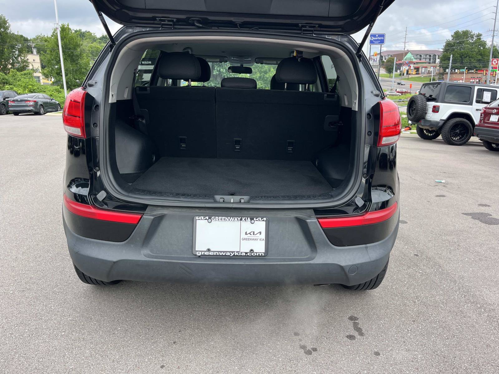 Used 2016 Kia Sportage LX FWD image 12