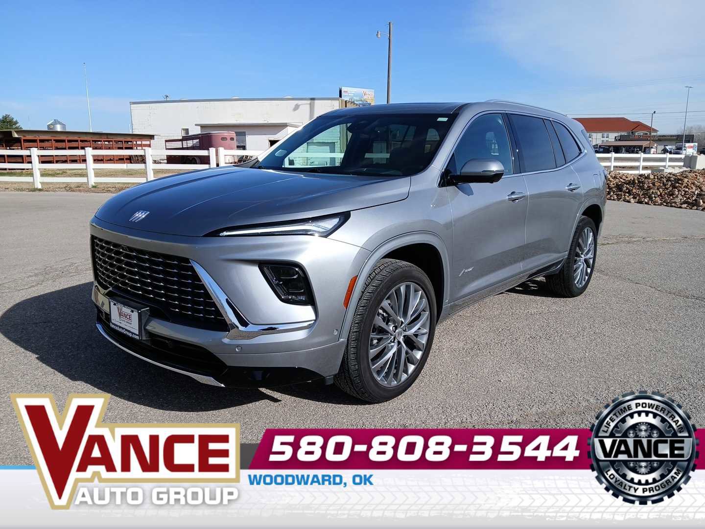 Used 2025 Buick Enclave Avenir w/ Super Cruise Package image 1