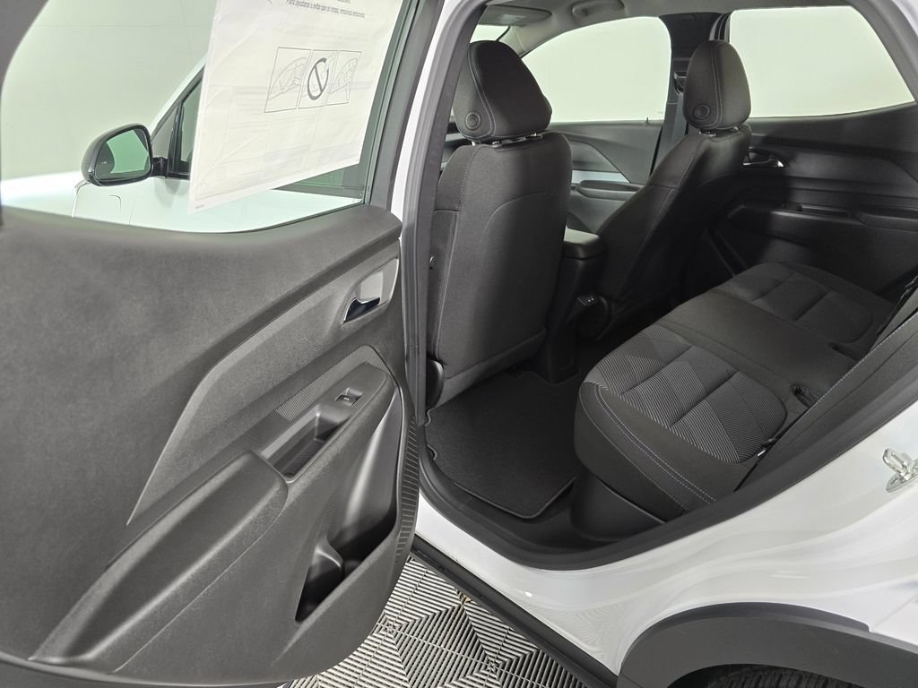 New 2027 Chevrolet Bolt LT w/ Comfort Package FWD image 17