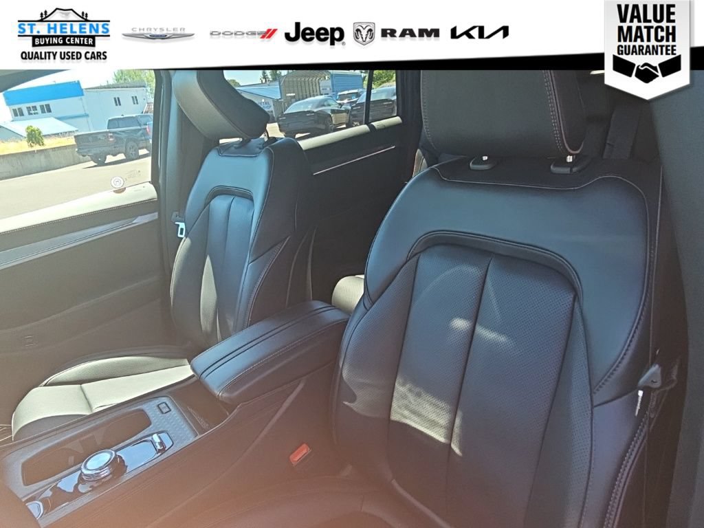 Used 2024 Jeep Wagoneer Limited AWD/4WD image 8