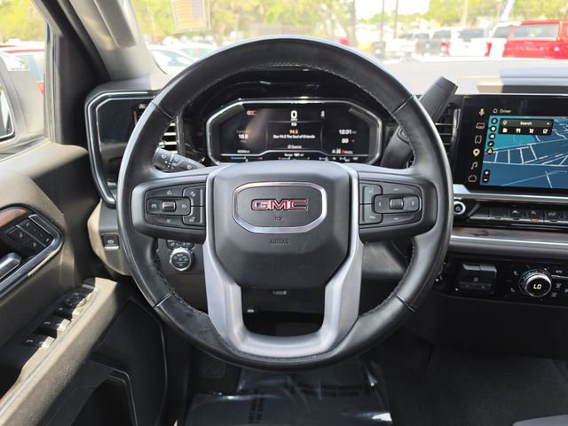 Used 2025 GMC Sierra 1500 SLT AWD/4WD image 16