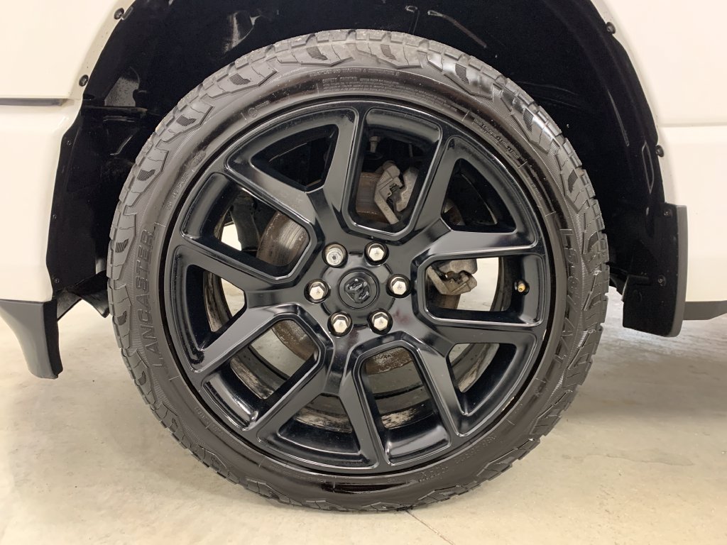 Used 2023 RAM 1500 Laramie AWD/4WD image 19