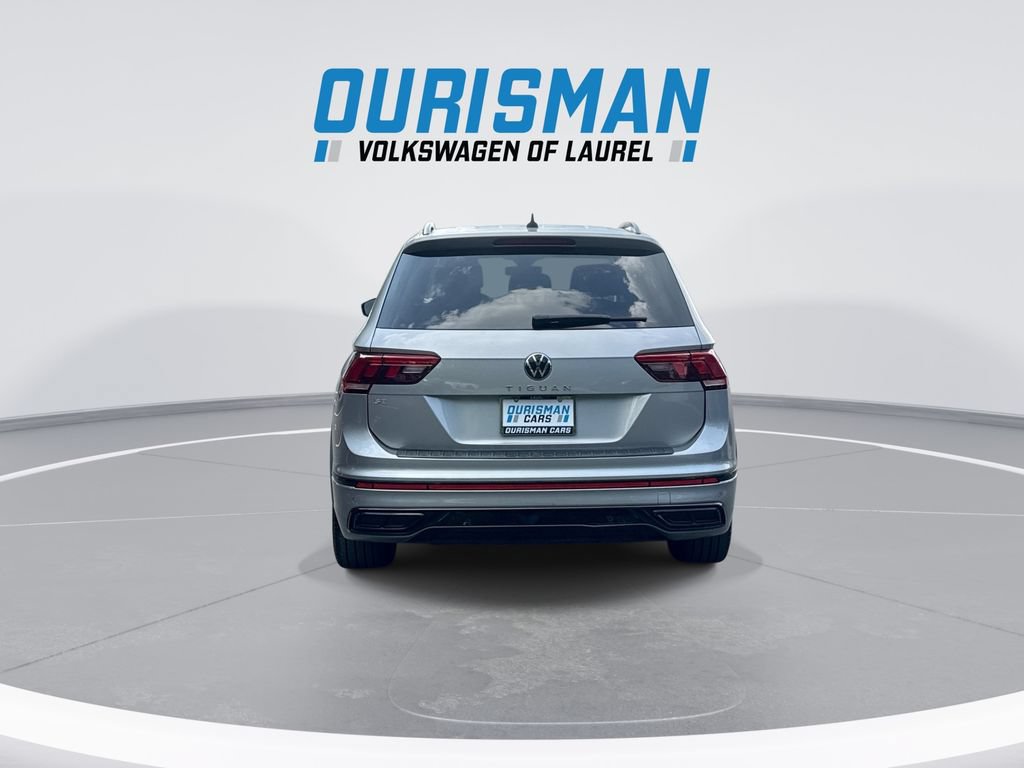 Used 2023 Volkswagen Tiguan SE R-Line FWD image 7