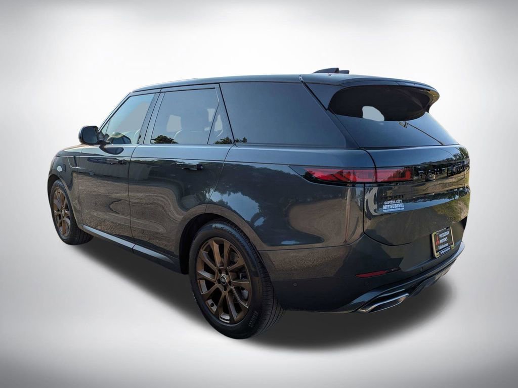 Used 2024 Land Rover Range Rover Sport SE AWD/4WD image 6