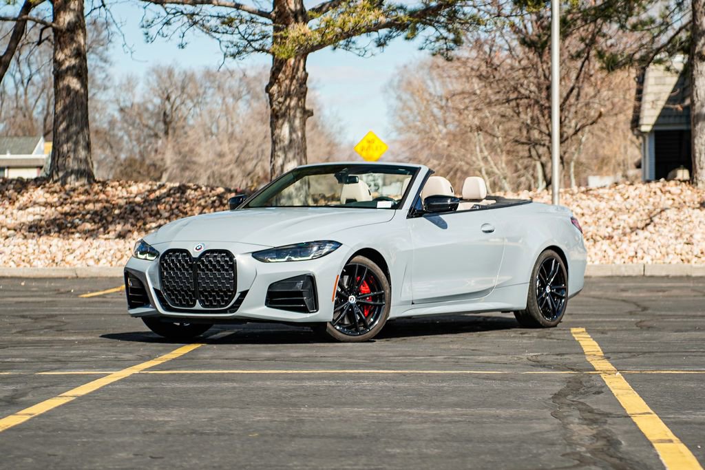 Used 2023 BMW 440i xDrive Convertible w/ Premium Package image 1