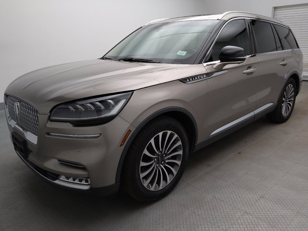 Used 2021 Lincoln Aviator Reserve RWD image 2