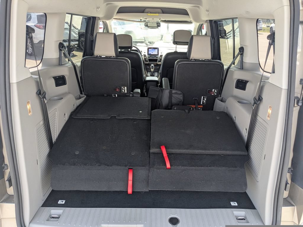 Used 2020 Ford Transit Connect XLT FWD image 13