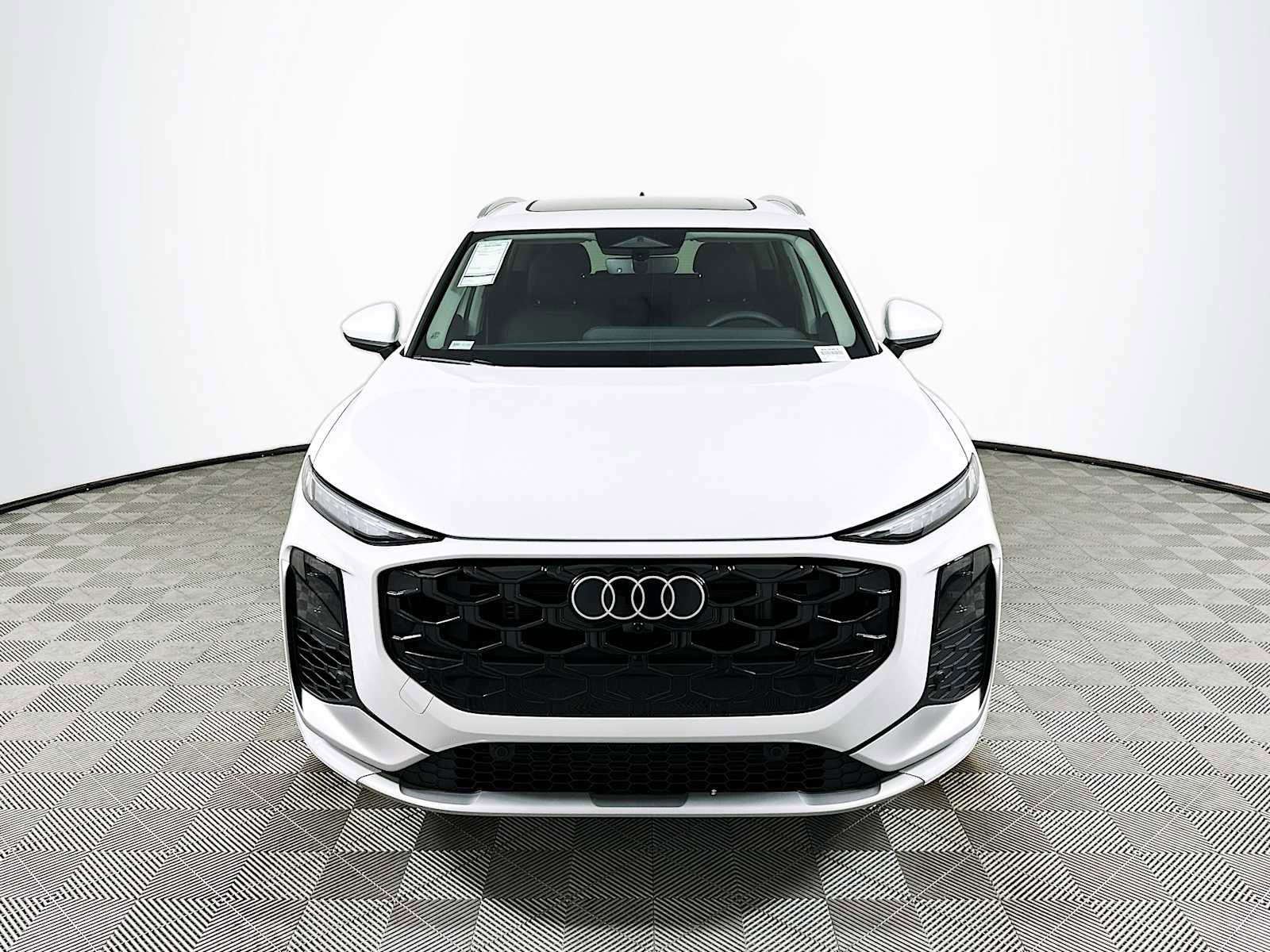 New 2026 Audi Q3 quattro 2.0T image 2