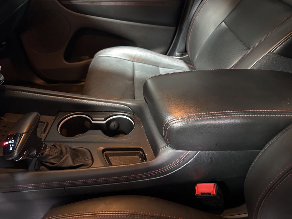 Used 2025 Dodge Durango GT image 33