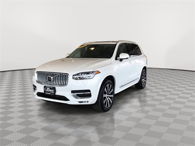 Used 2025 Volvo XC90 B6 Plus image 5