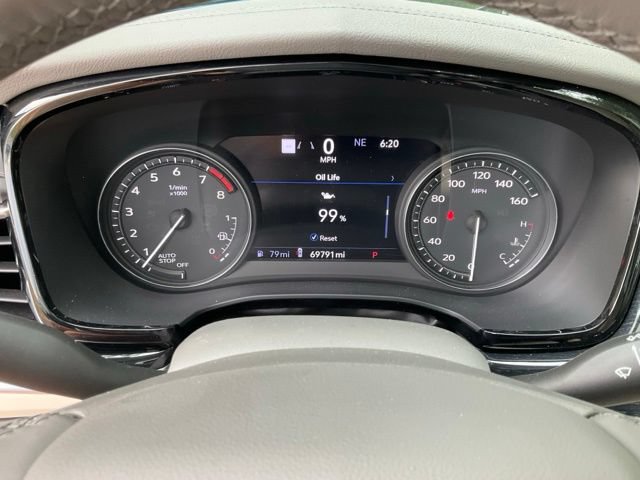 Used 2024 Cadillac XT6 Premium Luxury w/ Technology Package FWD image 11