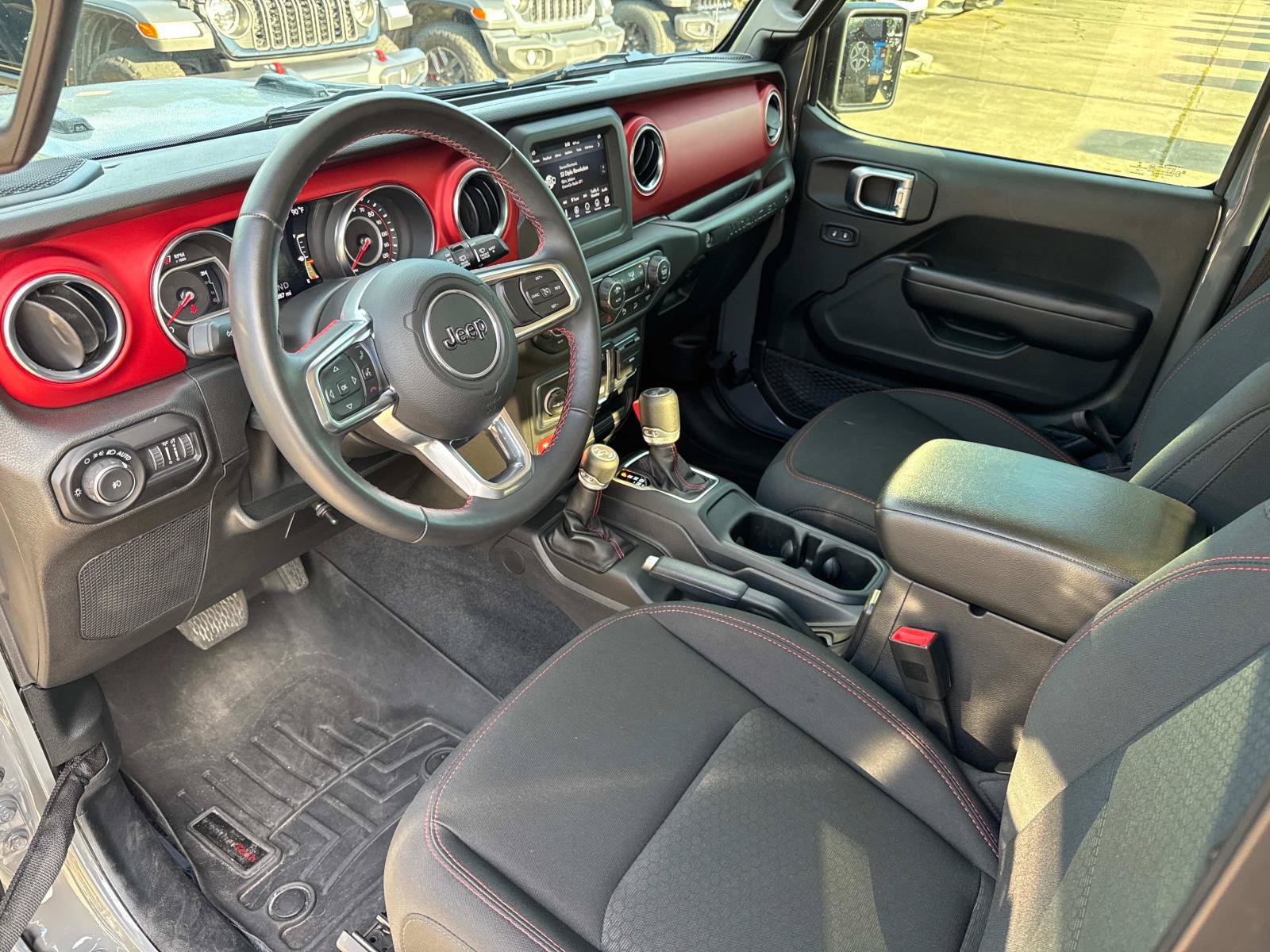 Used 2019 Jeep Wrangler Rubicon w/ Steel Bumper Group AWD/4WD image 16