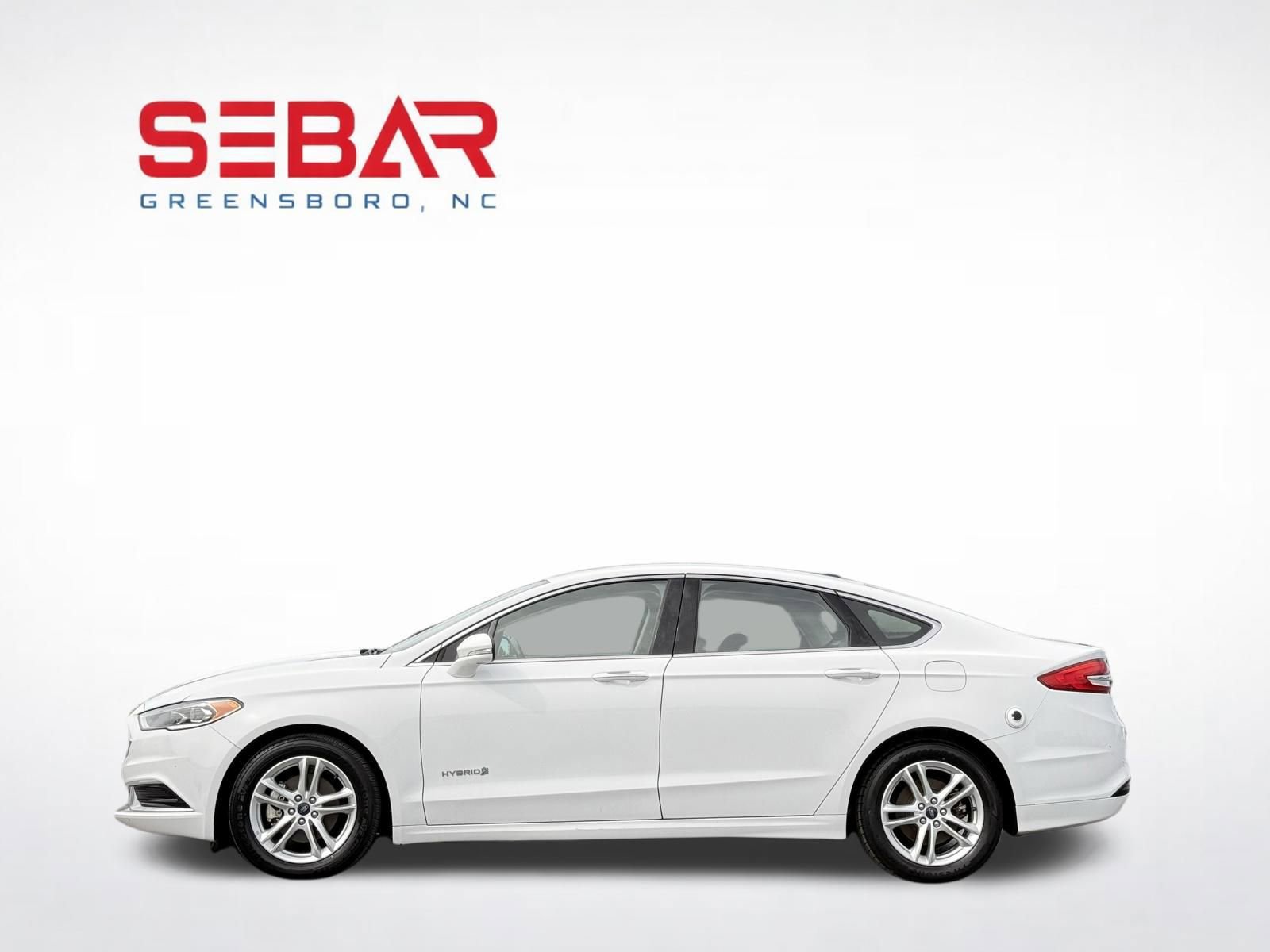 Used 2018 Ford Fusion SE w/ Equipment Group 602A FWD image 9