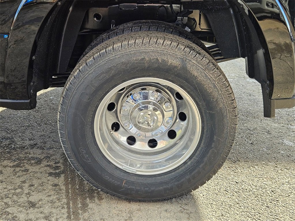 New 2026 RAM 3500 Longhorn image 9