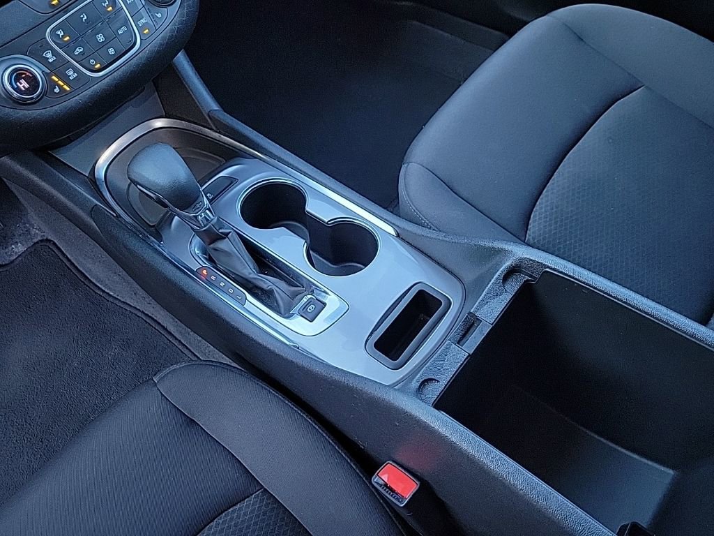 Used 2023 Chevrolet Malibu LT FWD image 9