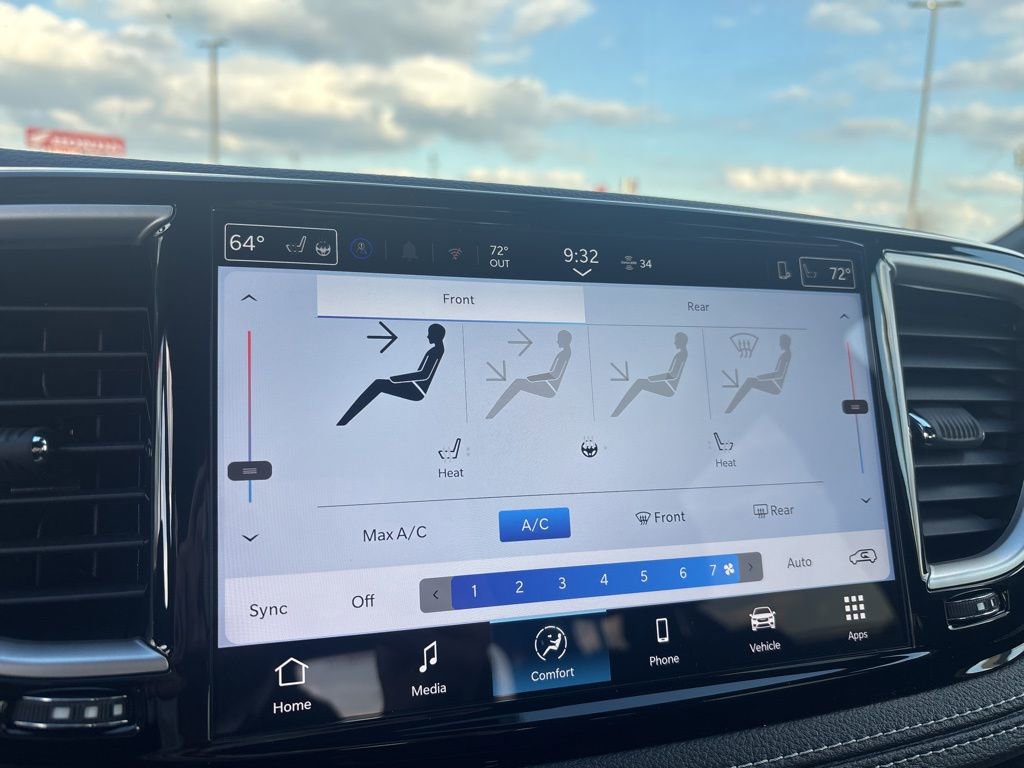 New 2026 Chrysler Pacifica Select image 20