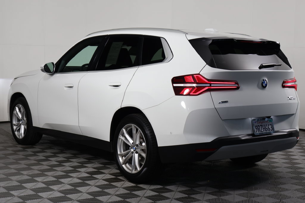 Certified 2025 BMW X3 xDrive30i w/ Convenience Package AWD/4WD image 6